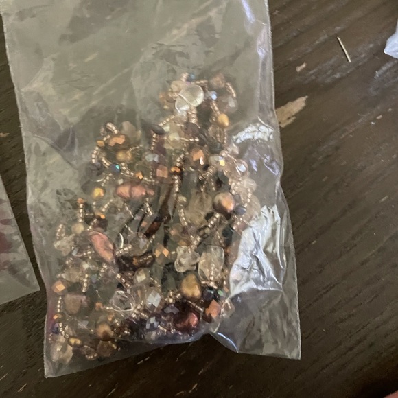 Bundle of Bracelets (8) and Necklaces (2) - Picture 10 of 11